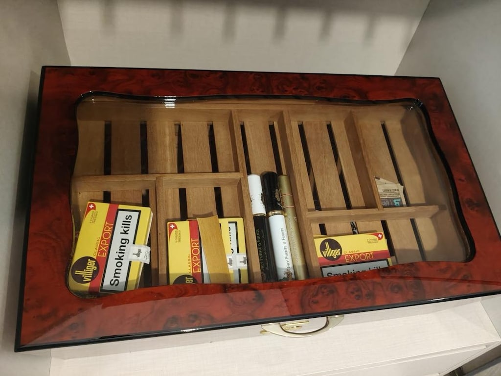 humidor - 3