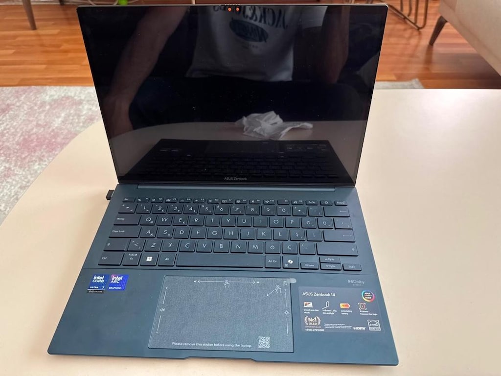 Asus zenbook 14 oled ultracore 7 - 2