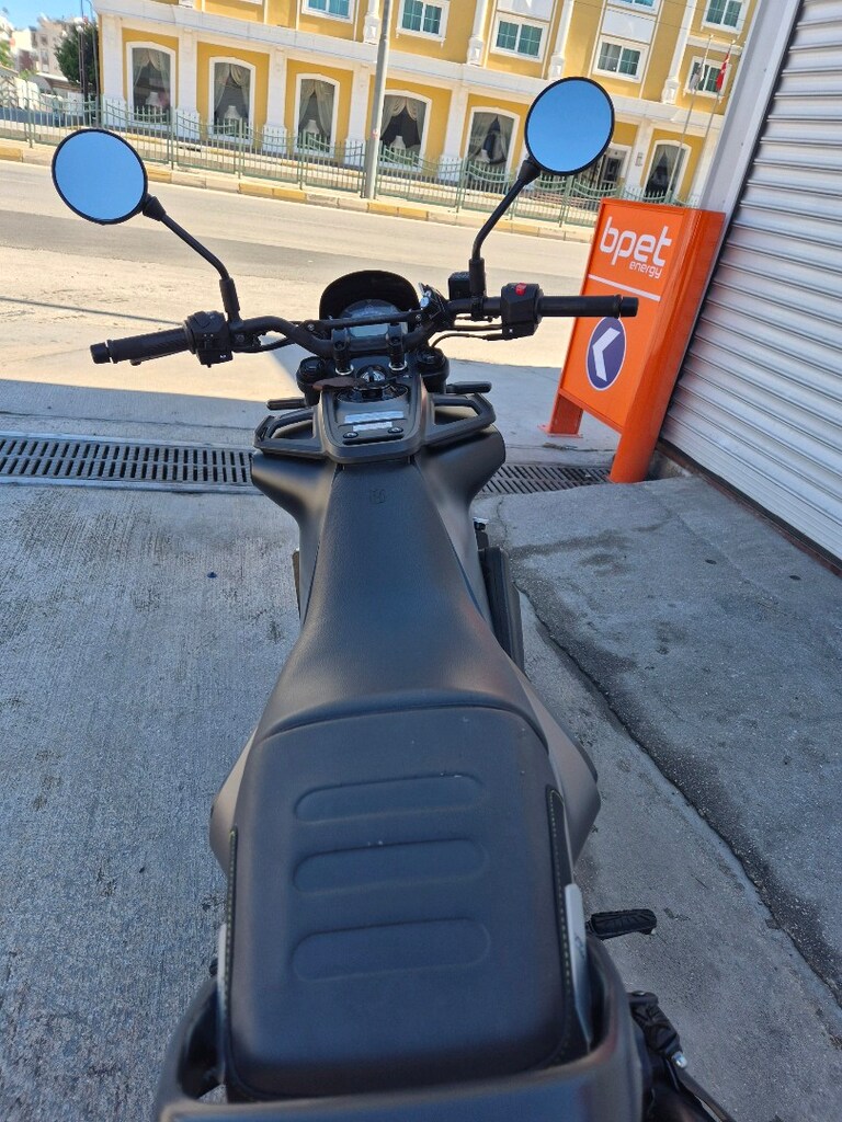 HUSQVARNA SVARTPILEN 250 2022 - 7