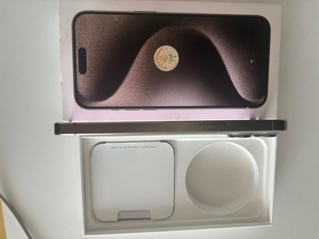 İphone 15 Pro Max 256 GB Yd - 4