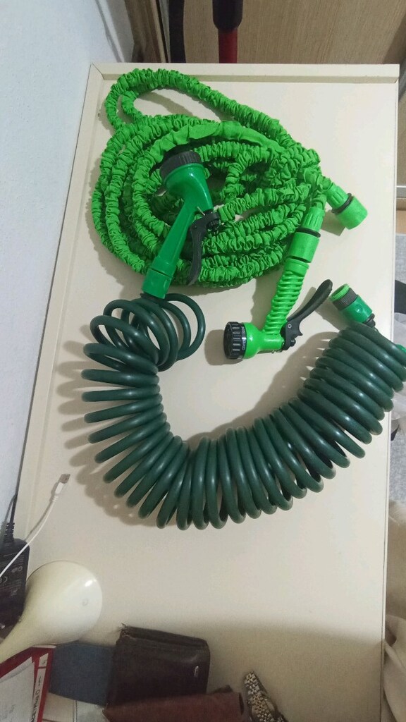 iki adet bahçe hortumu - 3
