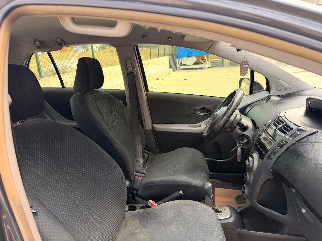 acil sahibinden toyota yaris - 12