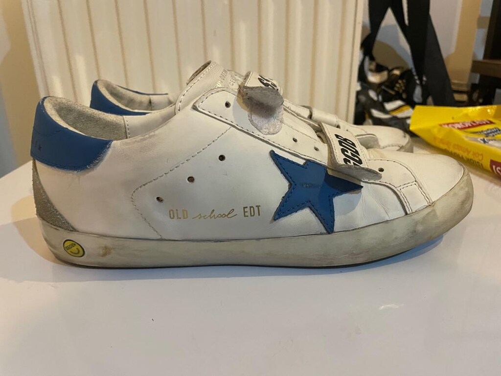 GOLDEN GOOSE