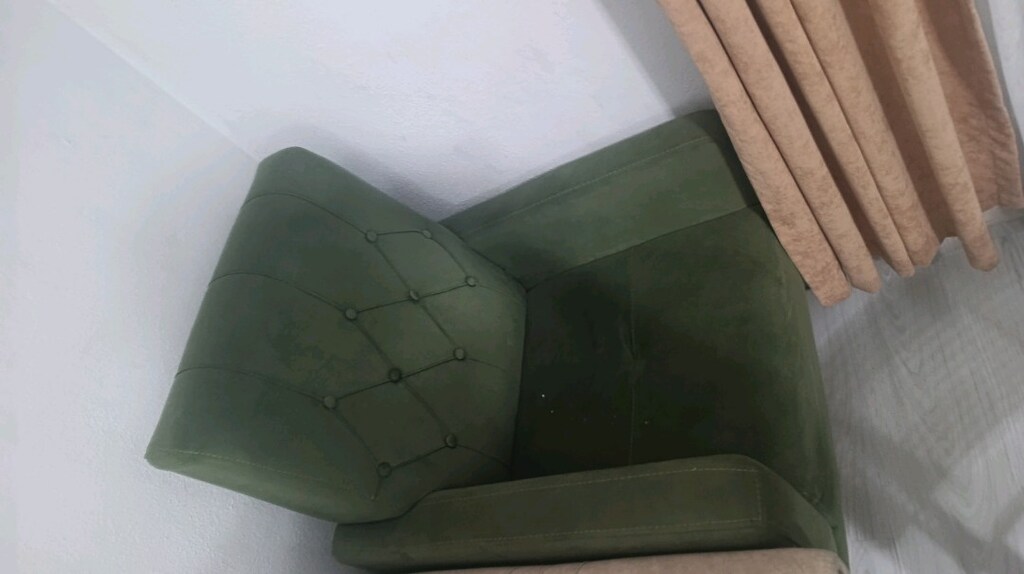 2 Adet Üçlü Koltuk takımı 2 Berjer Fiyat Düştü Acillll kredi kartı ile - 9