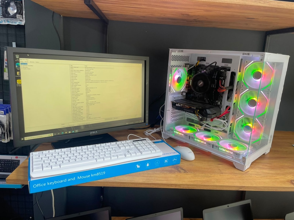 Temiz Beyaz Kasa Set! Ryzen 5 3500X - GTX 1660 Super - 16GB RAM - 5