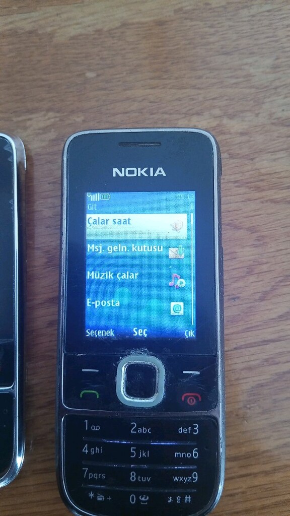 Nokia 2700 classic - 9