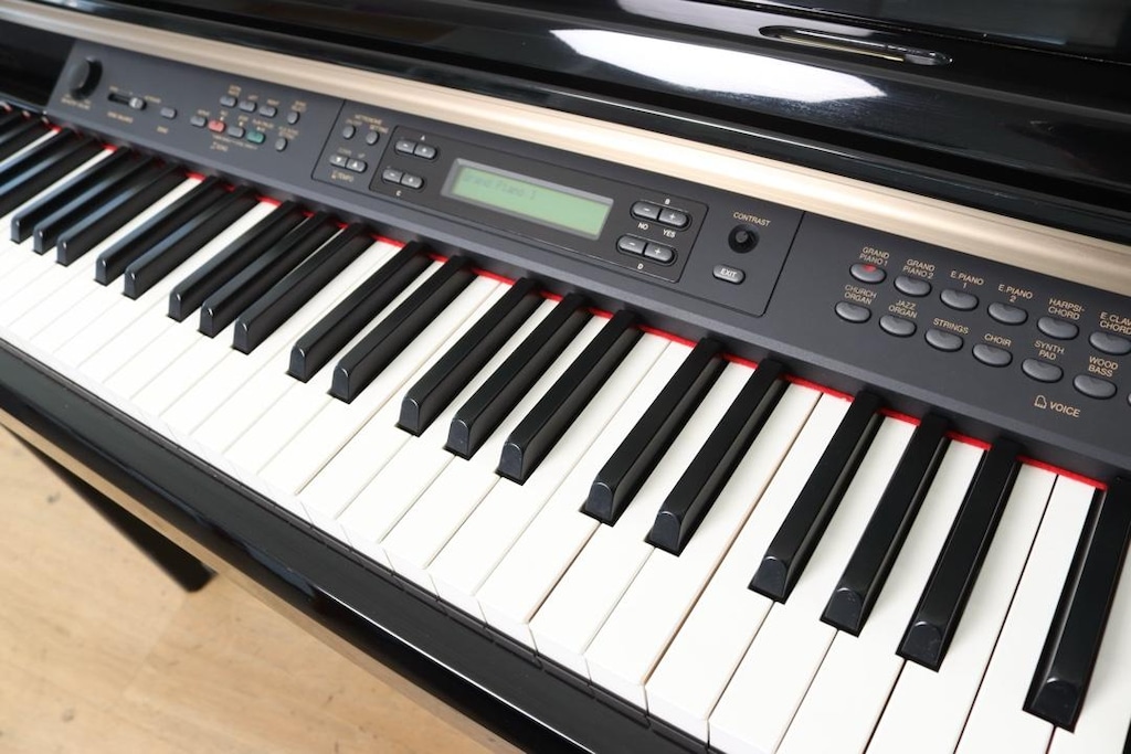 YAMAHA CLP 280 parlak lake sifir ayarinda agac tuslu dijital piyano - 19