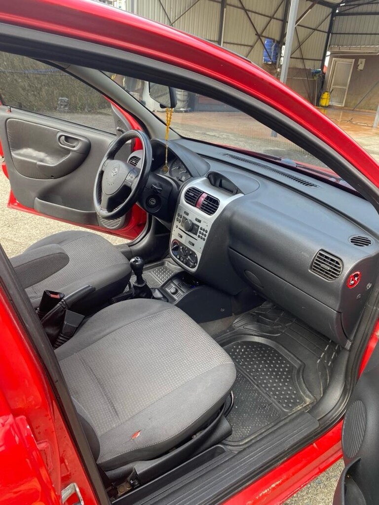 2004 opel 1.3CDTI esentia - 2