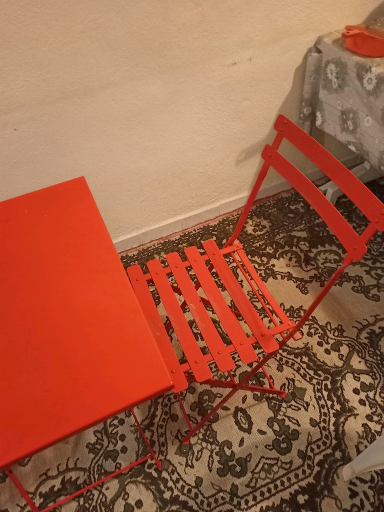 METAL KATLANIR MASA VE SANDALYE TAKIMI - 5
