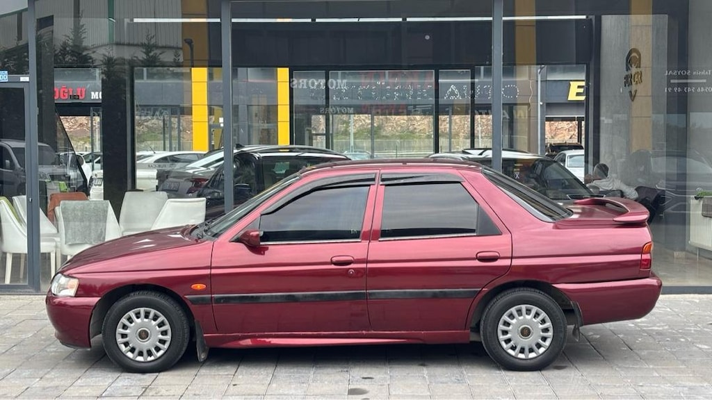 FORT ESCORT CLX 1.6 MOTOR AİLE ARACI TEMİZ MASRAFSIZ. - 3
