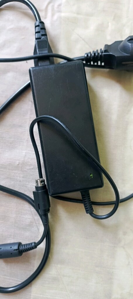 70W - 24V - 2.91A / 3-Pin Şarj Aleti - 4