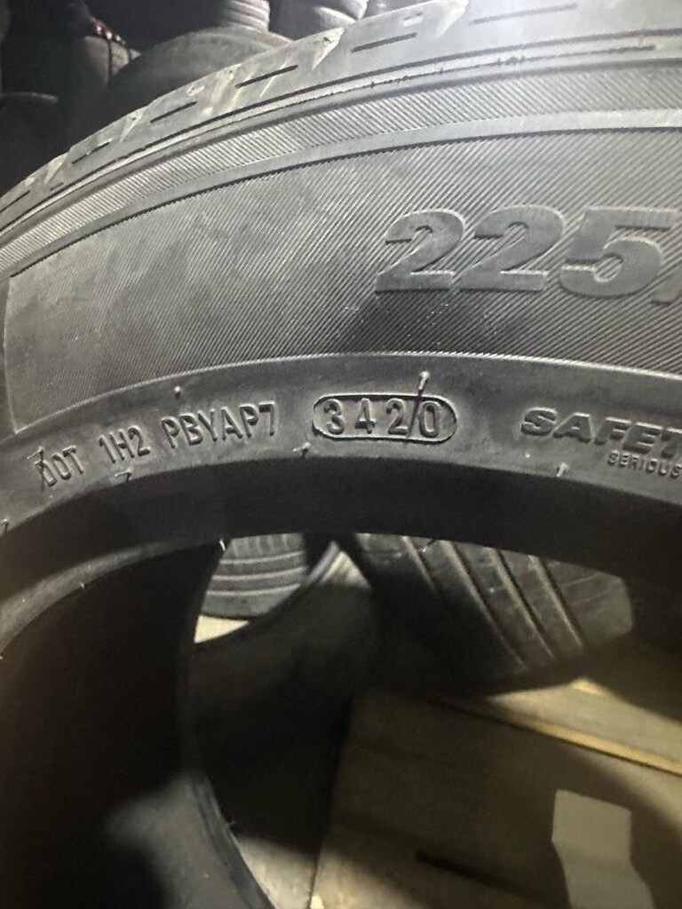 225/55R17 Kumho Ecsta - RFT ( 2 ) Adet Fiyatıdır - 2