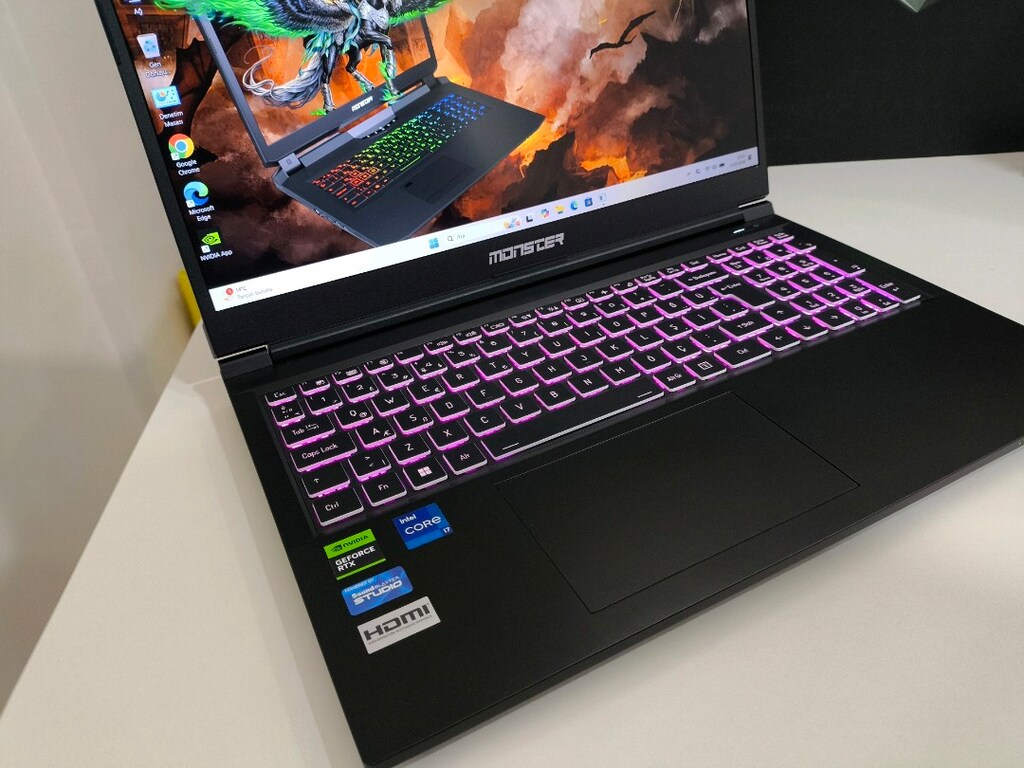 i7 12. Nesil Monster G@ming 24 GB RAM tam bir oyun canavarı laptop - 3