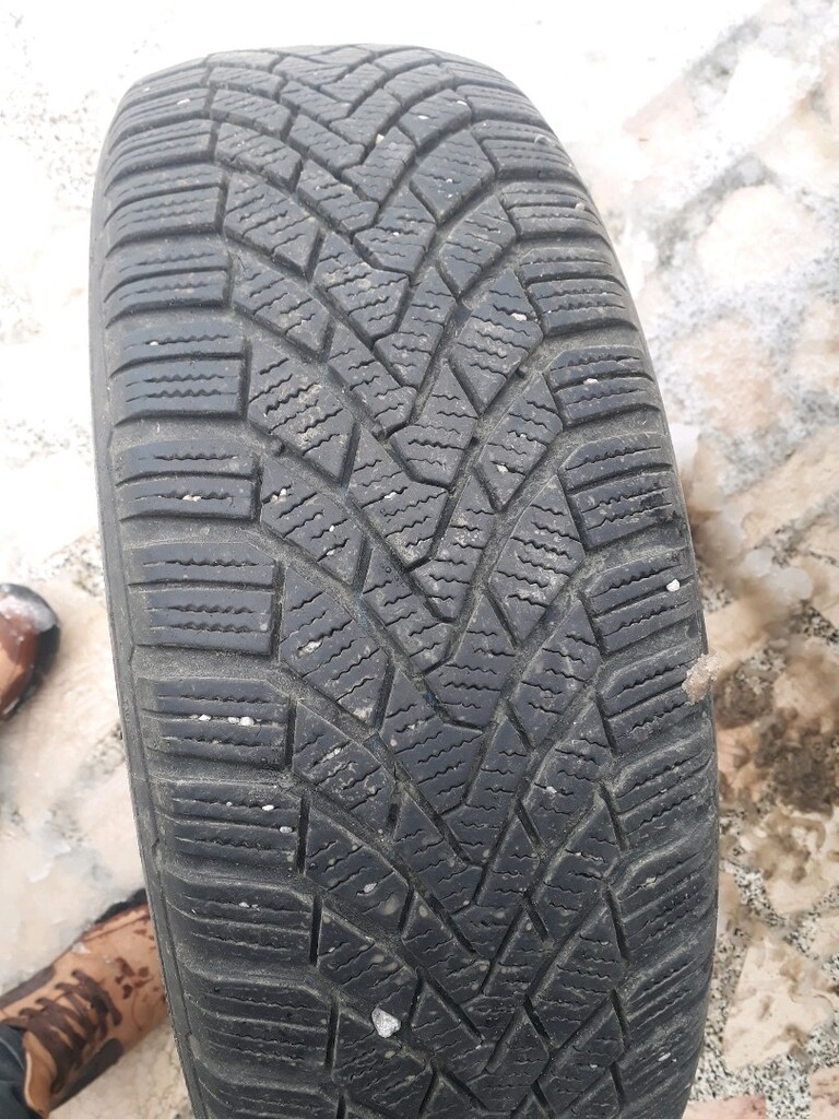 fluence lastik. 205. 65. r15 - 5