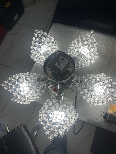 Lüks Modern Kristal Kanatlı Sarkıt Avize Krom 5’li - Ampuller Hediye