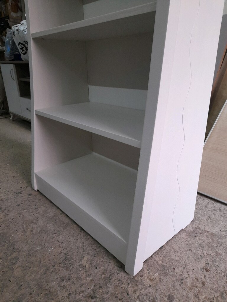 Beyaz modern raflı dolap özel üretim - 6