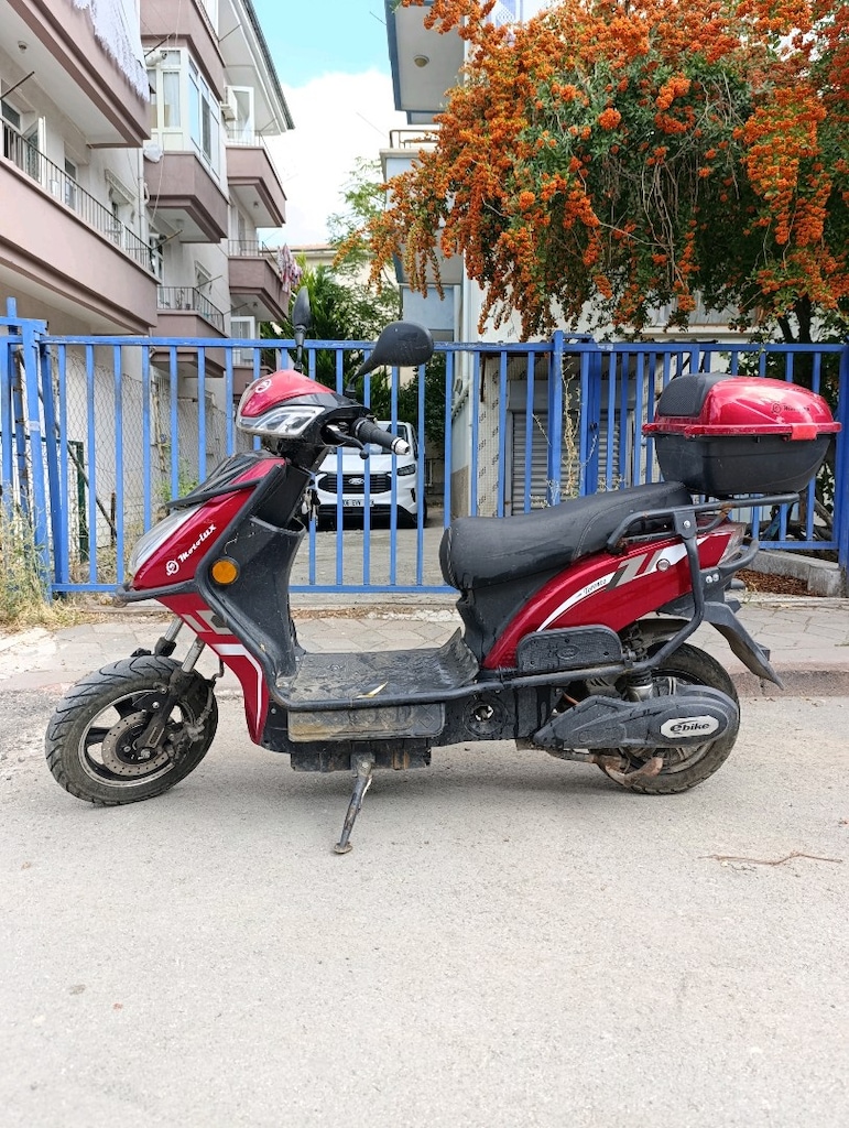 Motolux Toronto 800W Elektrikli Motorsiklet - 3