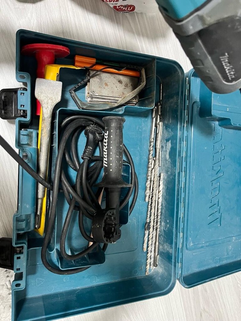 MAKİTA HR2470 KIRICI DELİCİ - 2