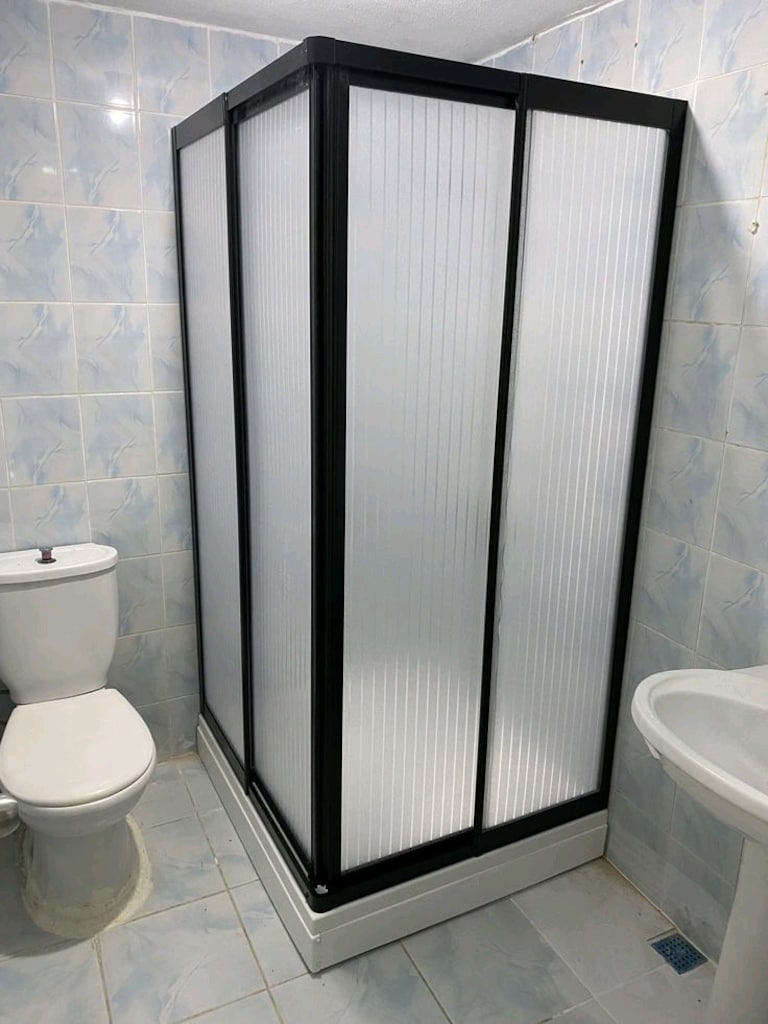 DUŞAKABİNDE FIRSAT - 4