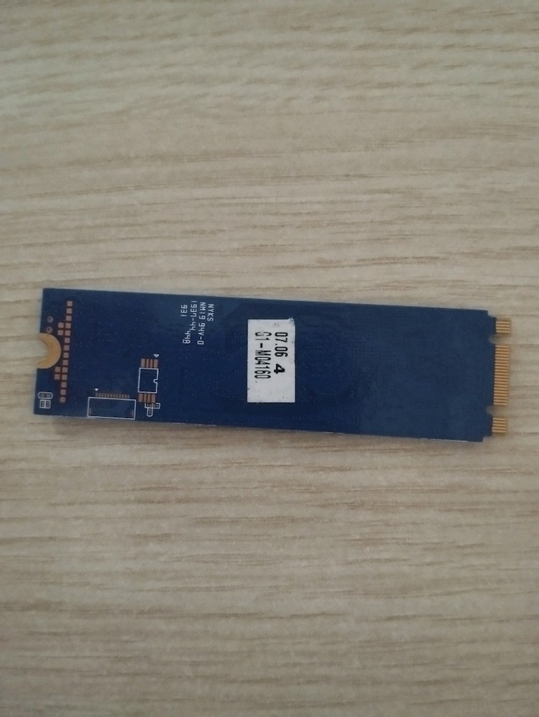 Kingston 256 GB NMVe SSD - 2