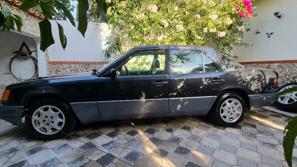 94 MODEL E200 - 2