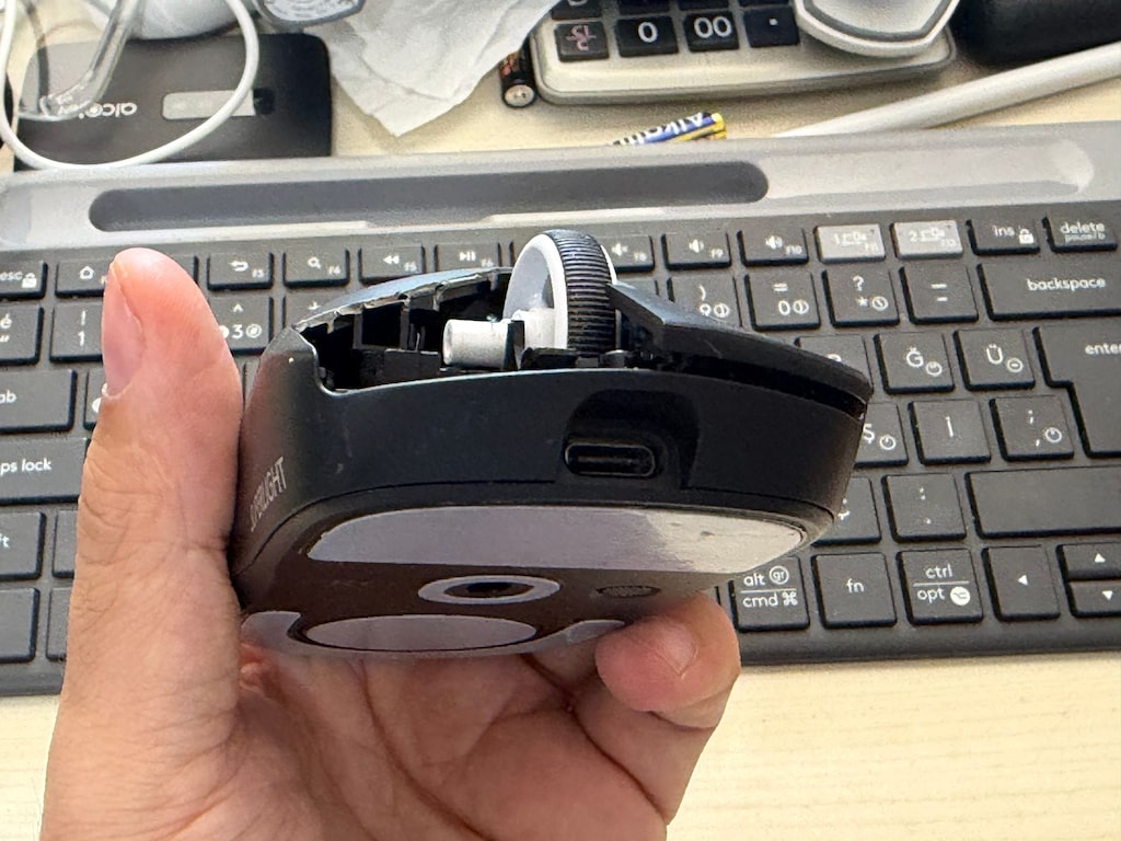 Logitech G PRO X Superlight 2 Gaming Mouse (Arızalı Parça Niyet) - 10