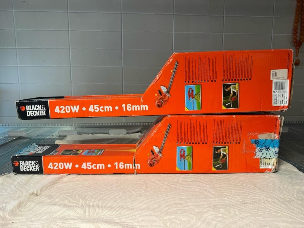 Sıfır Black Decker GT4245 420W 45cm Elektrikli Çit Budama Makinesi - 3