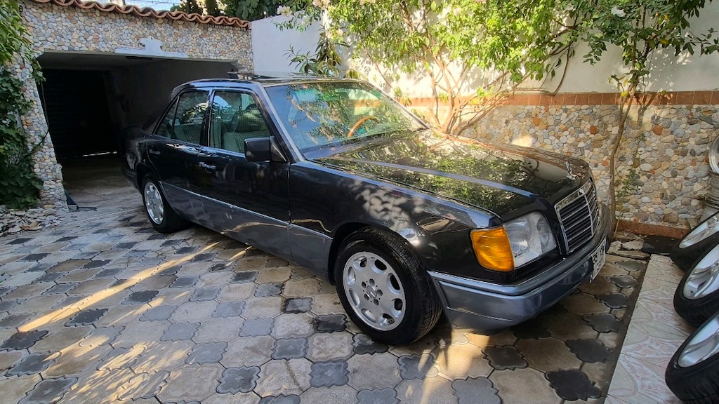 94 MODEL E200 - 14