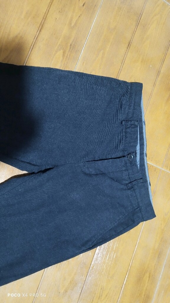 #Zara  pantolon..Piyasası pahalıdır..Eni çekilince 38 Boy 93 Paça 15 - 2
