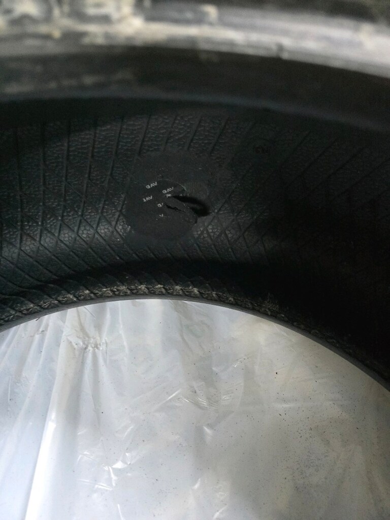 225 45r 17 Çıkma lastik - 17