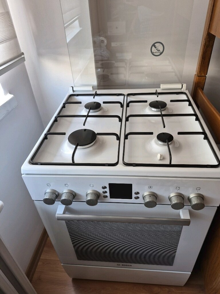 Fırınlı Set Üstü Ocak Bosch ( Tertemiz) - 2