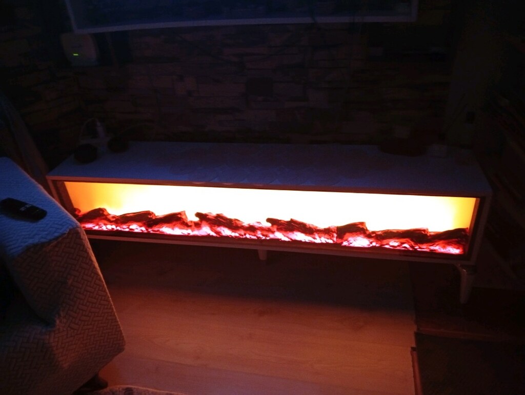 Bluetooth LED ışıklı müzik çalma özelliği olan şömine görünümlü ünite - 2