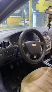 FORD FOCUS 2006 SEDAN - 6