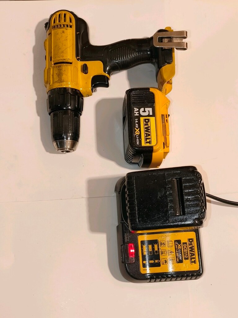 ORİJİNAL DEWALT 14 VOLT ŞARJLI MATKAP - 3