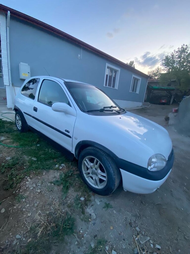 OTOBAN FARESİ OPEL CORSA - 5