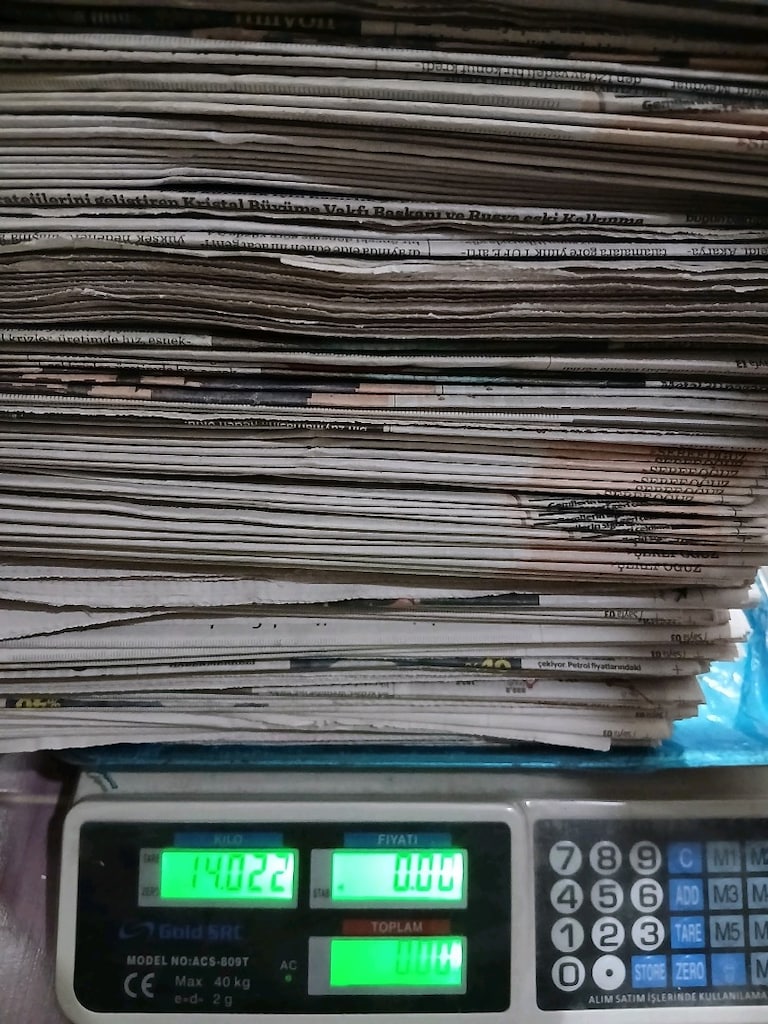 Kilo ile Gazete kg 35 tl en az alım 10kg yer ESENLER oruç reis mahalle - 4