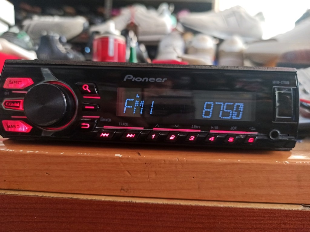 eski seri Pioneer USB AUX RADYO tek anfi çıkışli oto teyp sorunsuz - 4