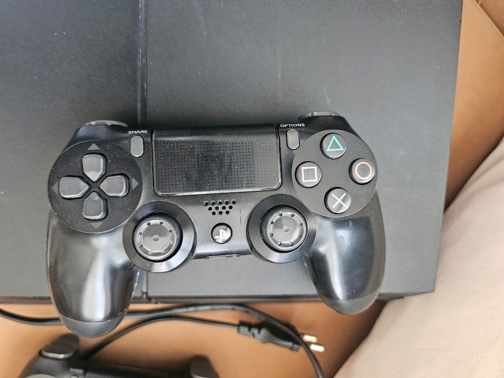 ps4 kalın kasa içi açılmış fan ses sorunu yok - 3