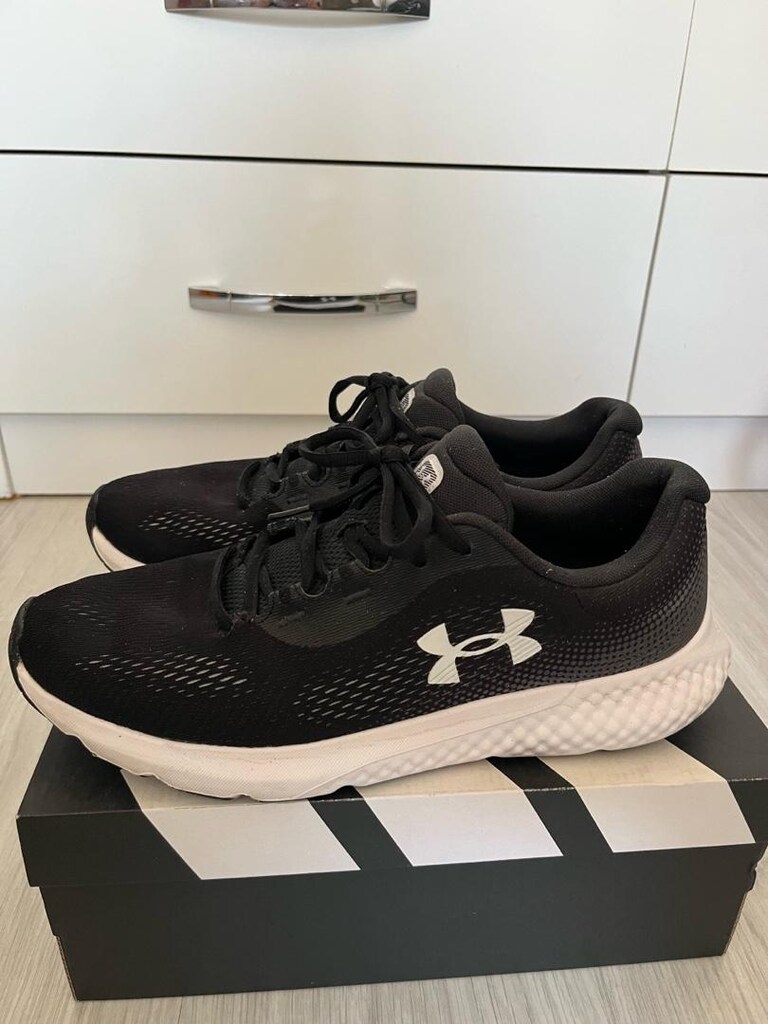 Under Armour erkek 44,5 - 3