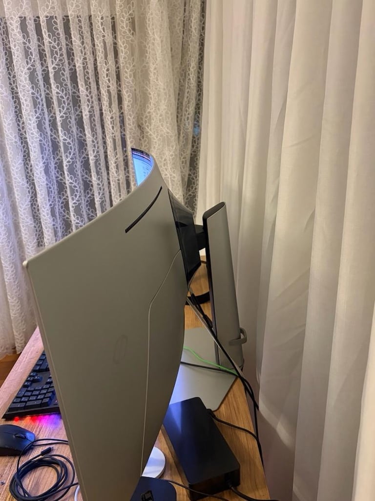 Samsung G9 OLED 240 hz - 2