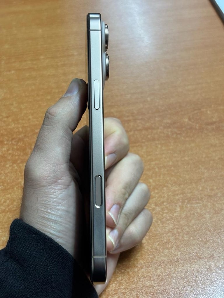 iPhone 16 Pro max - 5