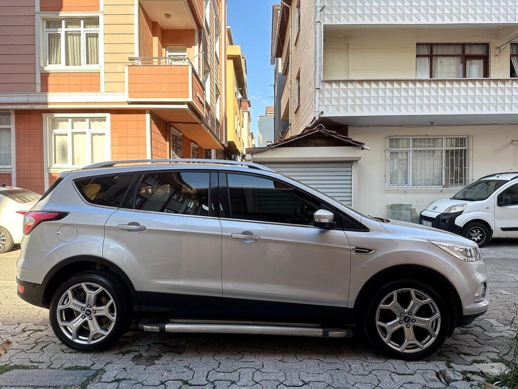 2019 Ford Kuga 1.5 TDCI Titanium | 142.000 km | Aile SUV’u - 16