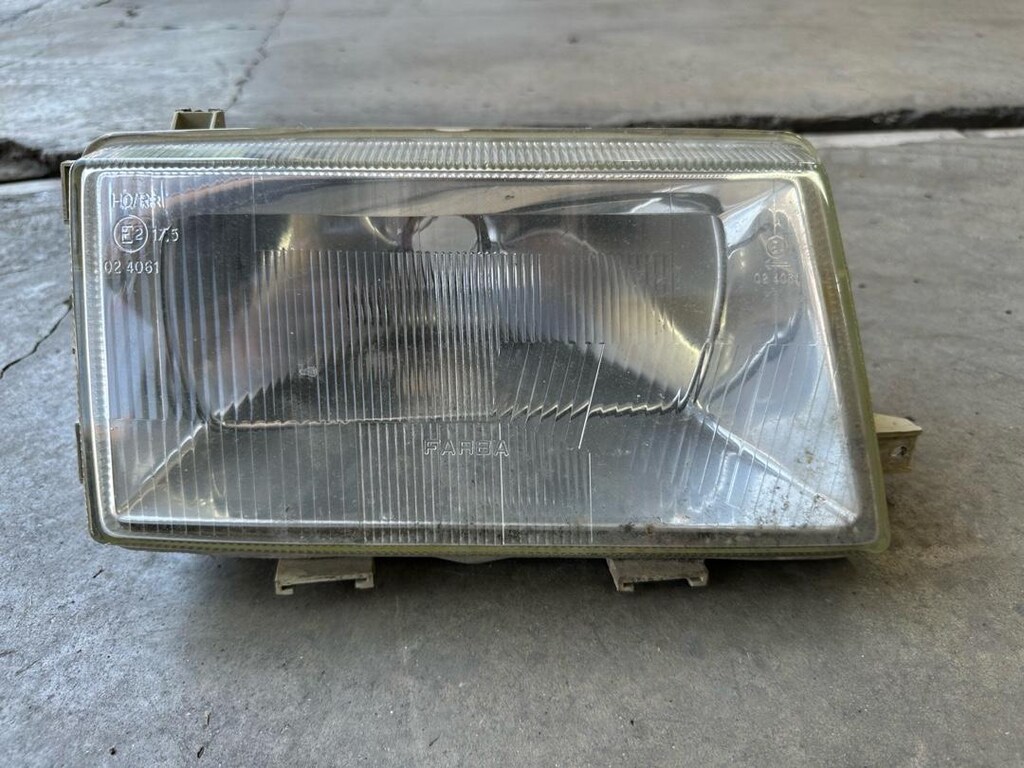 Renault 9 Broadway Farba Ön Far Çıkma Sağ - 5