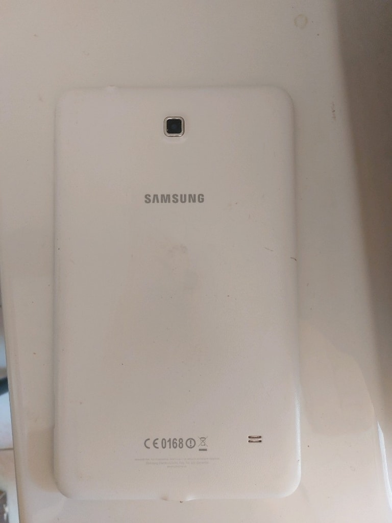 Samsung tablet 16 gb - 2