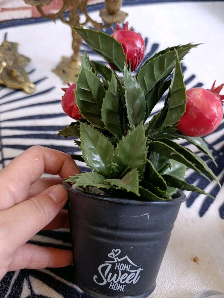 Siyah Saksıda Mini Yapay Nar Çiçeği - 7