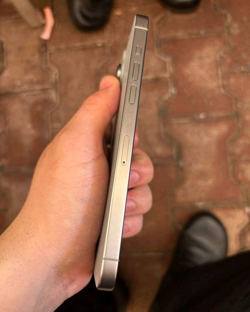İlk Sahibinden İPhone 15 Promax - 4