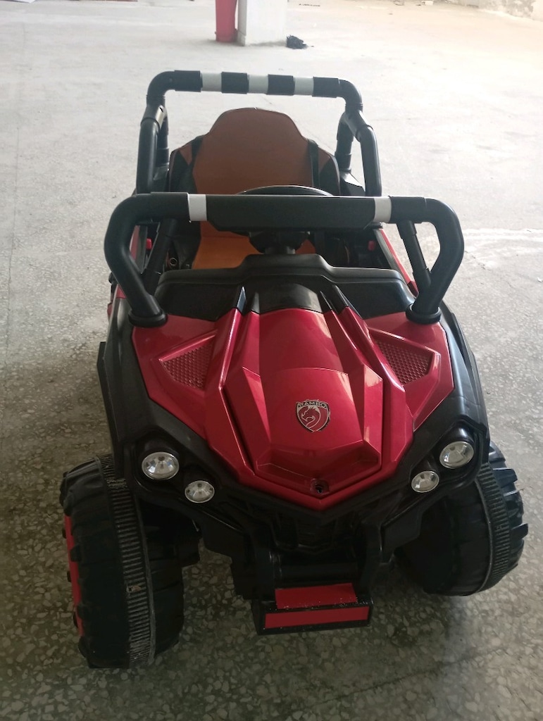 Akülü Araba 4x4 Jeep - 7