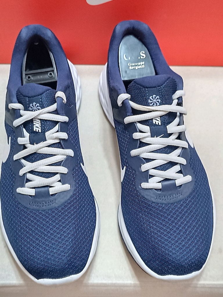 Nike Revolution 6 Orjinal sıfır gibi üründür - 9