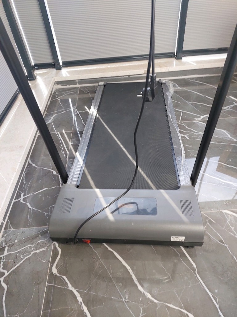 sıfır ayarında katlanabilen bluetoothlu eğim özelliği olan koşu bandı - 10