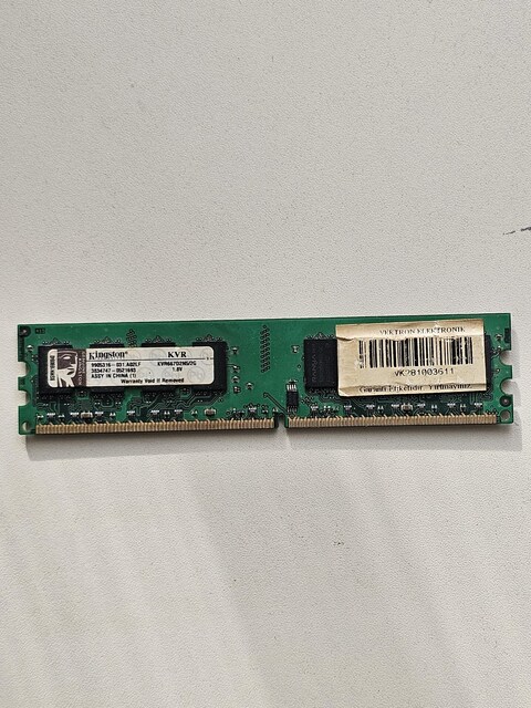 2 GB DDR2 RAM